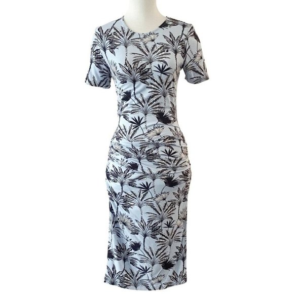 Venus Short Sleeve Round Neck Ruched Floral Pattern Knit Dress Size Small - Picture 2 of 7